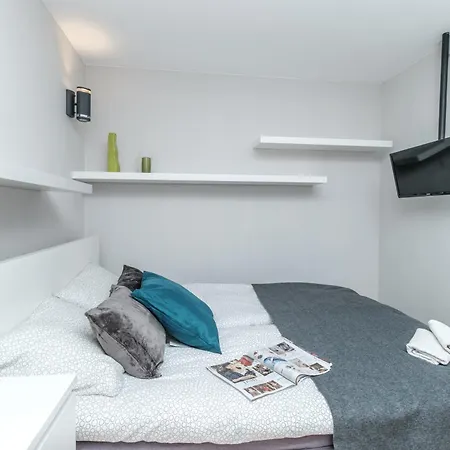 Apartment Inside Solec Center